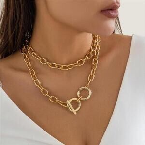 Chunky Gold Chain Necklace for Women Layered Chain with Toggle Circle Pendant